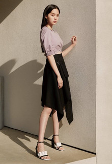 Nana Ouyang feet photo thumbnail