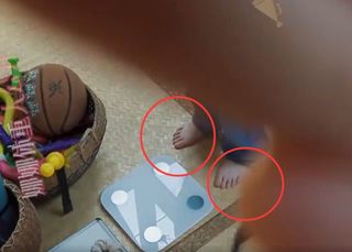 Nana Ouyang feet photo thumbnail