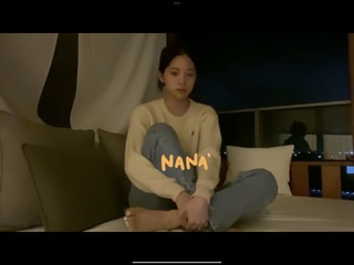 Nana Ouyang feet photo thumbnail