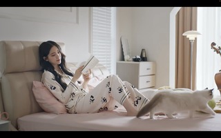 Nana Ouyang feet photo thumbnail