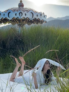 Nana Ouyang feet photo thumbnail