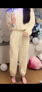 Nana Ouyang feet photo thumbnail