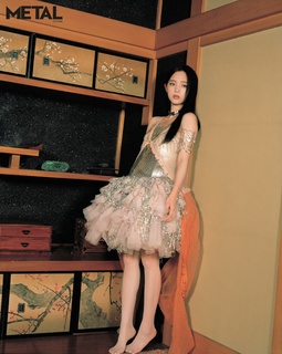 Nana Ouyang feet photo thumbnail