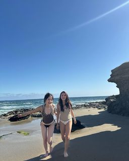 Nana Ouyang feet photo thumbnail