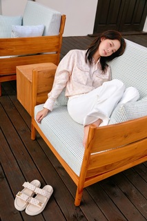 Nana Ouyang feet photo thumbnail