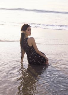 Nana Ouyang feet photo thumbnail