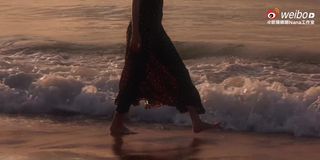 Nana Ouyang feet photo thumbnail