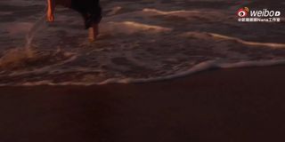 Nana Ouyang feet photo thumbnail