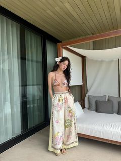 Nana Ouyang feet photo thumbnail