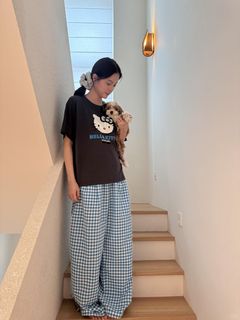 Nana Ouyang feet photo thumbnail