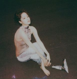 Nana Ouyang feet photo thumbnail