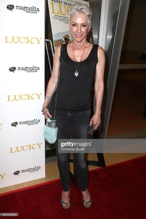 Nana Visitor feet photo thumbnail