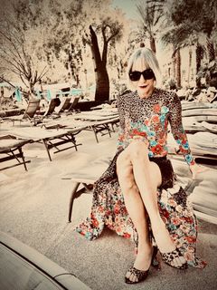Nana Visitor feet photo 2