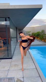 Nanao feet photo thumbnail