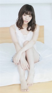 Nanase Nishino feet photo 13