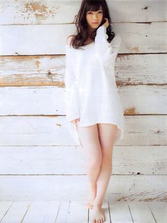Nanase Nishino feet photo 7