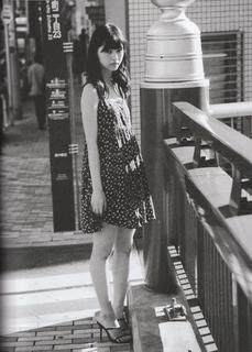Nanase Nishino feet photo 1