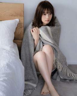 Nanase Nishino feet photo 5