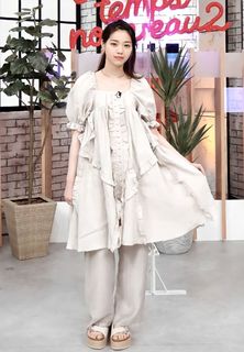 Nanase Nishino feet photo 1