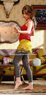 Nancy Ajram feet photo thumbnail