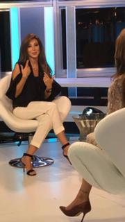 Nancy Ajram feet photo thumbnail