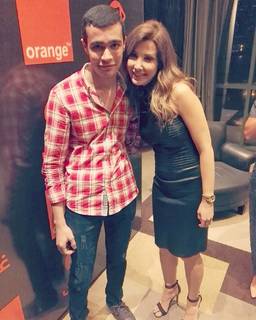 Nancy Ajram feet photo thumbnail
