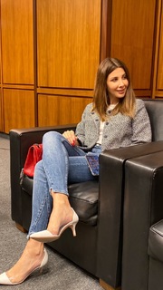 Nancy Ajram feet photo thumbnail