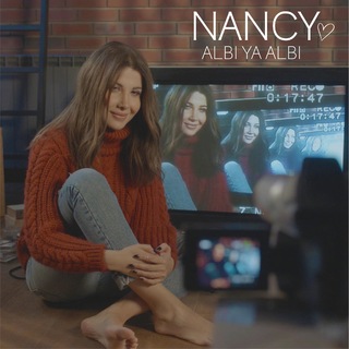 Nancy Ajram feet photo thumbnail