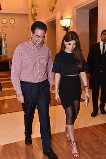 Nancy Ajram feet photo thumbnail