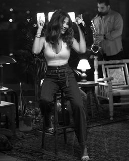 Nancy Ajram feet photo thumbnail