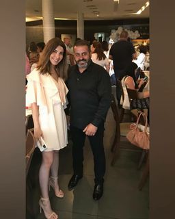 Nancy Ajram feet photo thumbnail
