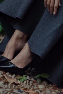 Nancy Ajram feet photo thumbnail