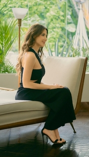 Nancy Ajram feet photo thumbnail