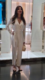 Nancy Ajram feet photo thumbnail