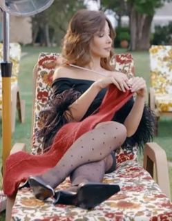 Nancy Ajram feet photo 17