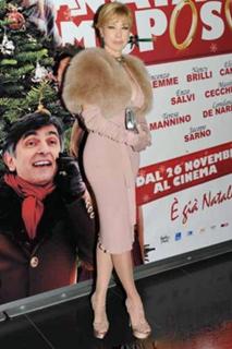 Nancy Brilli feet photo thumbnail