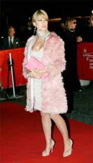 Nancy Brilli feet photo thumbnail