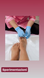 Nancy Brilli feet photo thumbnail