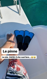 Nancy Brilli feet photo thumbnail