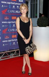 Nancy Brilli feet photo thumbnail