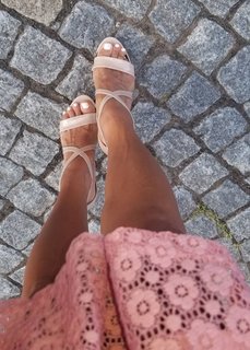 Nancy Duré feet photo 10