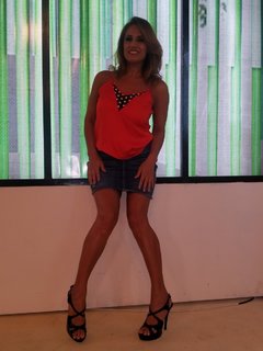 Nancy Duré feet photo 3