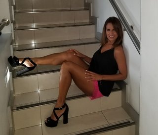 Nancy Duré feet photo 15