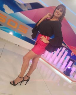 Nancy Duré feet photo 17