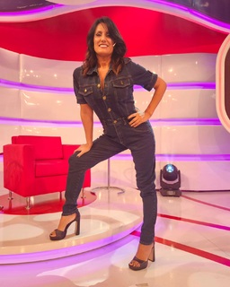 Nancy Duré feet photo 8