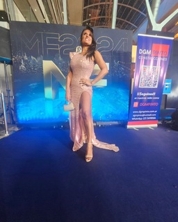 Nancy Duré feet photo 19