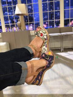 Nancy Hornback feet photo thumbnail