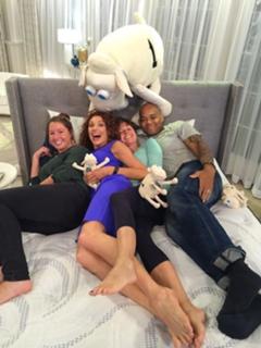 Nancy Hornback feet photo thumbnail