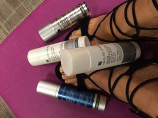 Nancy Hornback feet photo thumbnail