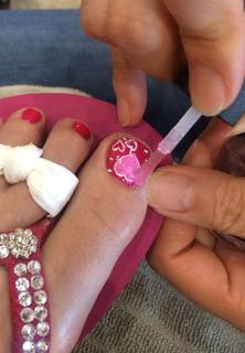 Nancy Hornback feet photo thumbnail